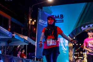 BIB: 525, 1852
                            <button type="button" onclick="openModal(24864227)" class="btn btn-primary btn-sm float-right btn-popup" data-toggle="modal" data-target=".modal-high-quality">
                        <i class="fas fa-shopping-cart"></i> Add to Cart
                    </button>
                                            <button type="button" onclick="isThisMe(24864227, true)" class="btn btn-success btn-sm float-right btn-popup btn-isme hidden" data-toggle="tooltip" data-placement="bottom" title="นี่คือรูปของคุณใช่ไหม คลิกที่นี่เพื่อเอาเข้าอัลบั้ม">
                        <i class="fas fa-plus"></i> Add to album
                    </button>
                    <button type="button" onclick="isThisMe(24864227, false)" class="btn btn-warning btn-sm float-right btn-popup btn-isnotme hidden">
                        <i class="fas fa-ban"></i> Remove from album
                    </button>